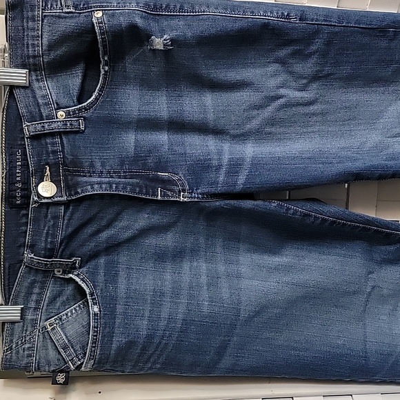 Rock & Republic Kasandra Flare Distressed Boyfriend Jeans Size 14 - Picture 2 of 5